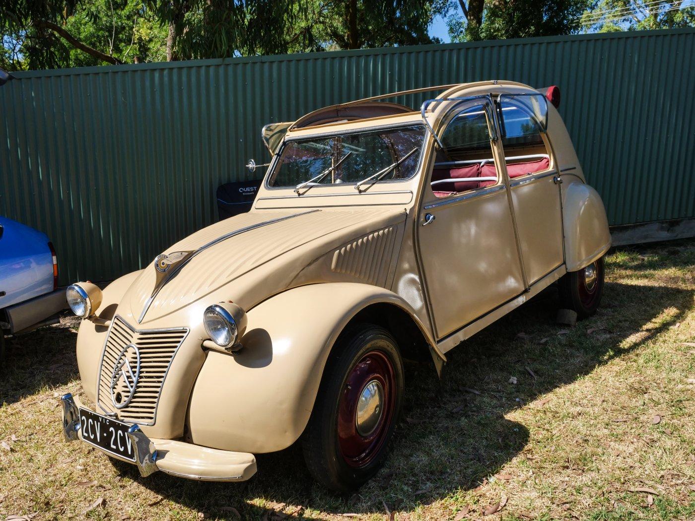 2CV