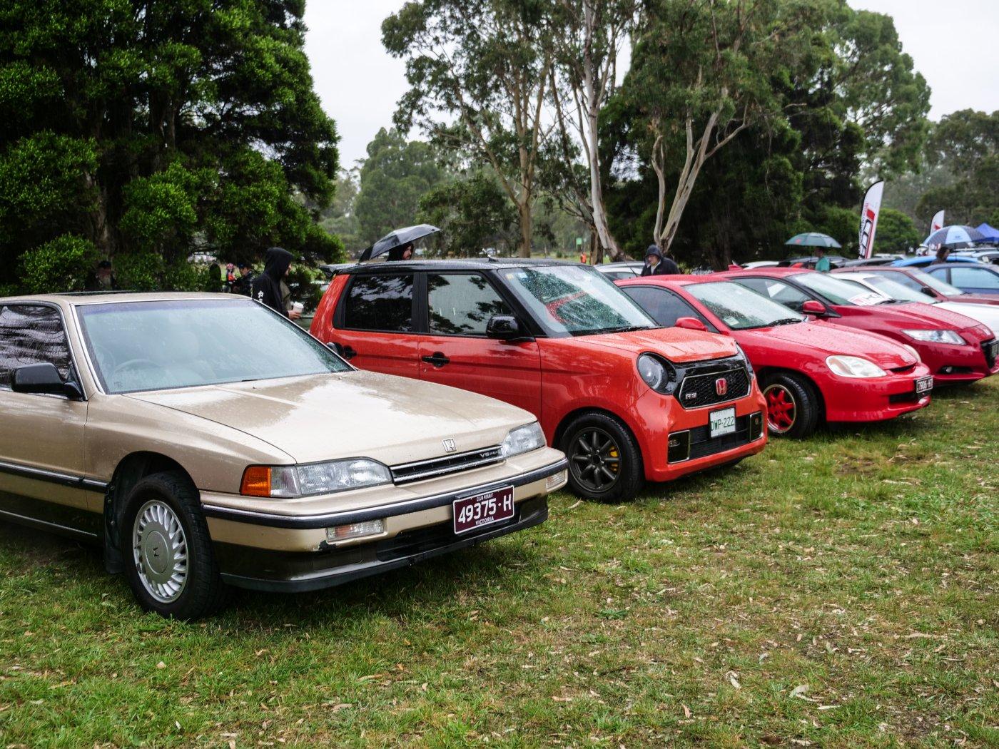 Line of Hondas