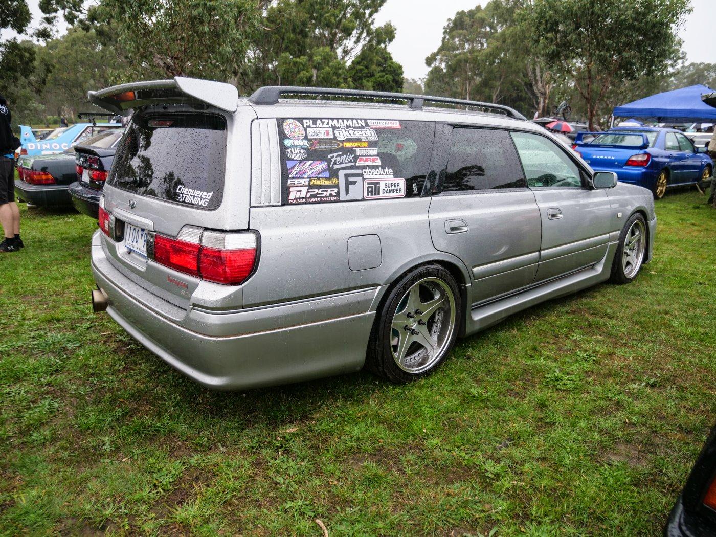 Nissan Stagea