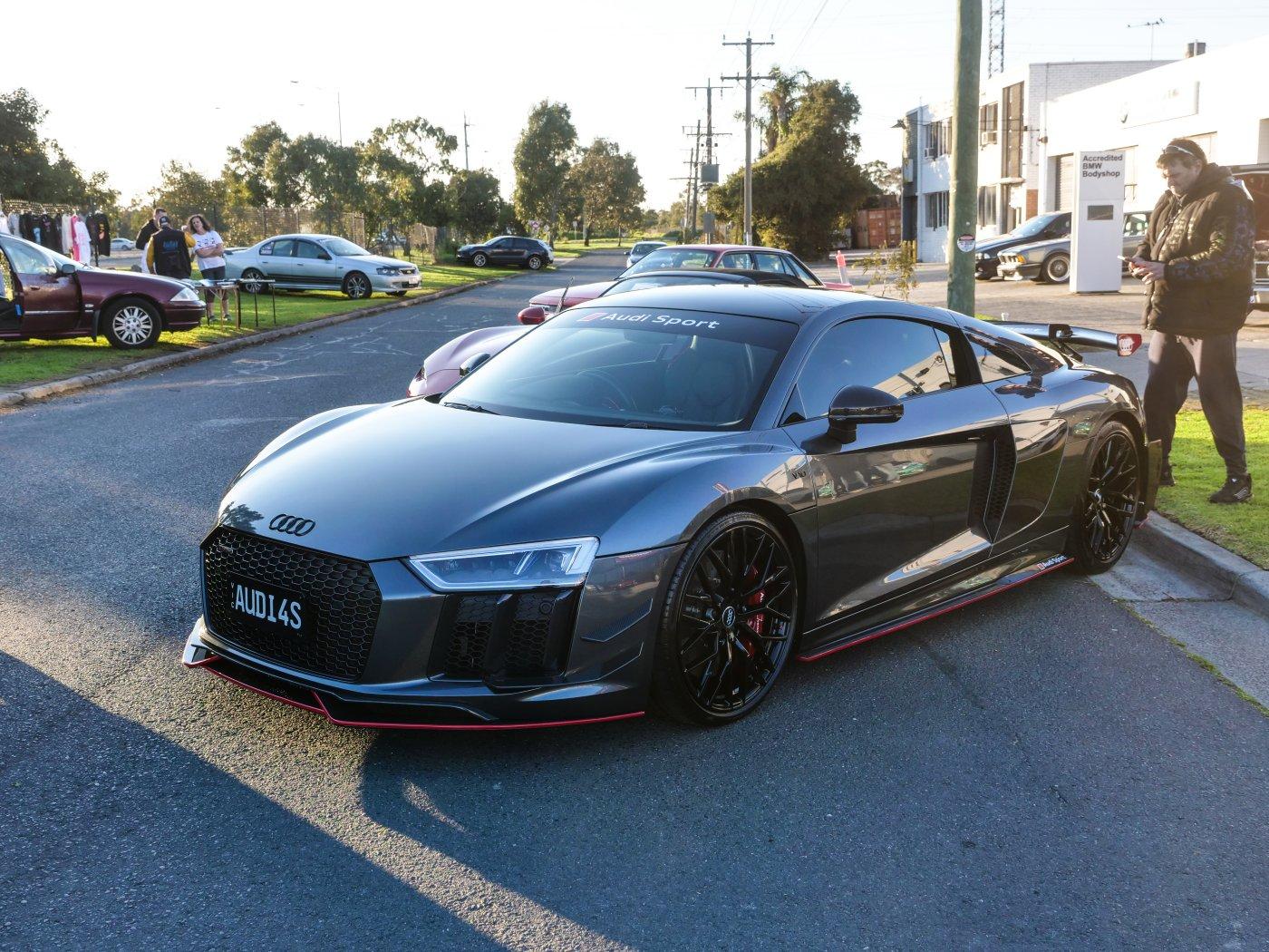 Audi R8