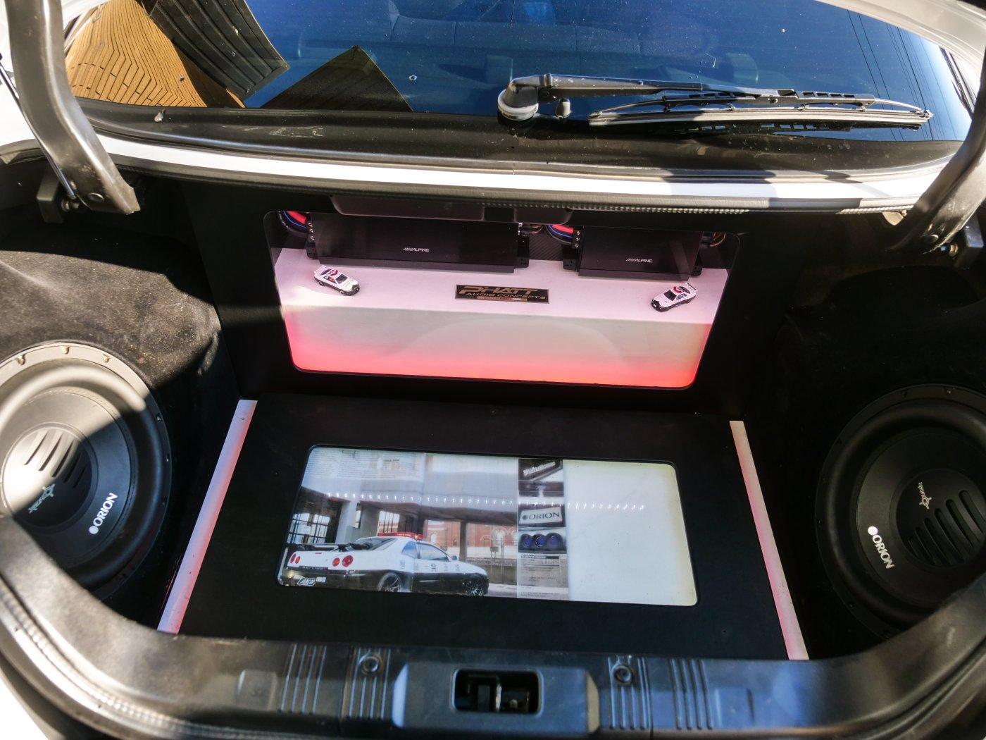 Nissan Skyline boot with model Skylines
